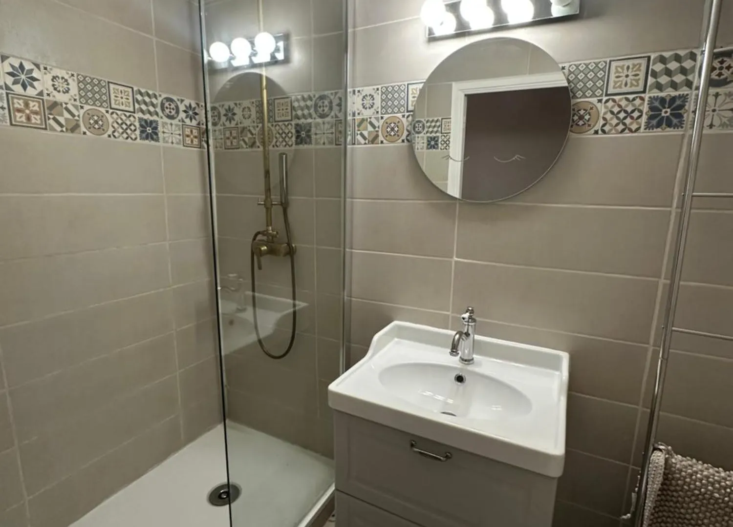 Cozy Apartment Old Antibes